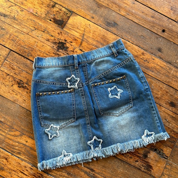 Western Denim High Waisted Mini Skirt with Frayed Edge Stars - Picture 2 of 2